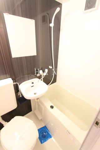 ユナイト 鶴見ローレンスカークの洗面所