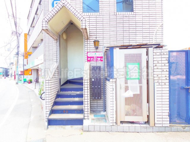 Ｐａｌａｃｅスズのエントランス