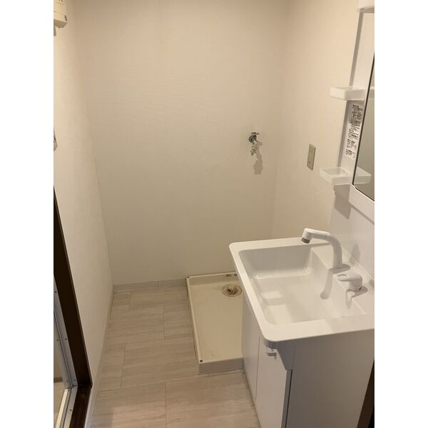 リバーサイドＮの洗面所