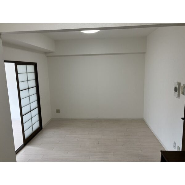 リバーサイドＮの和室