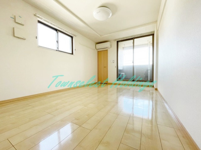 【居間・リビング】 | セイバリー湘南 | 使いやすいリビングになります♪