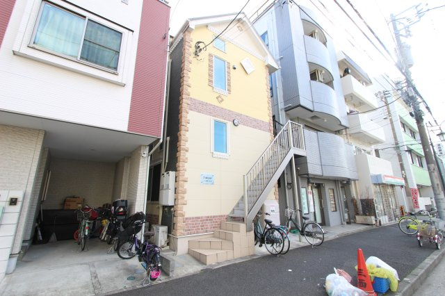 ユナイト鶴見ルーカスの杜の外観