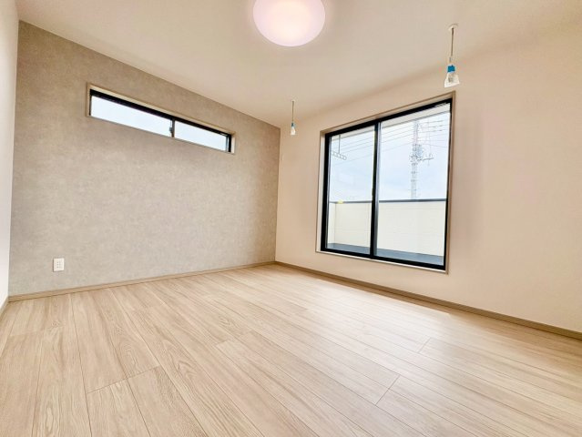 【寝室】