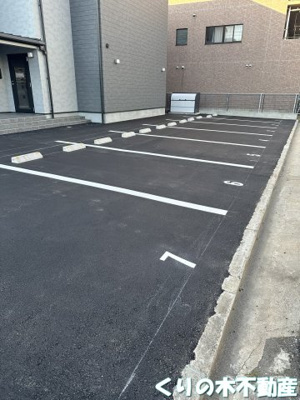 【駐車場】 | リュヌ・ド・ミエル | 駐車スペースもあります