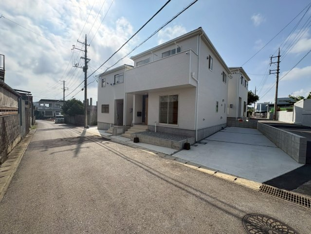 ♥♥糸満市座波第2-2号棟（全4棟）の前面道路含む現地写真|いつでも内覧可能です