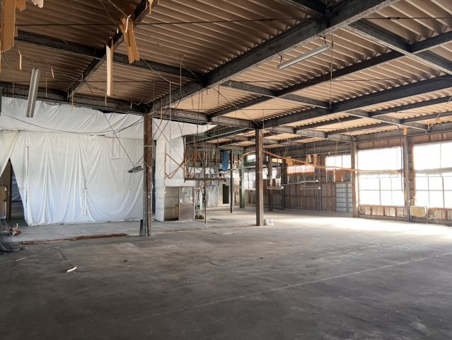 那珂川町　倉庫の内装