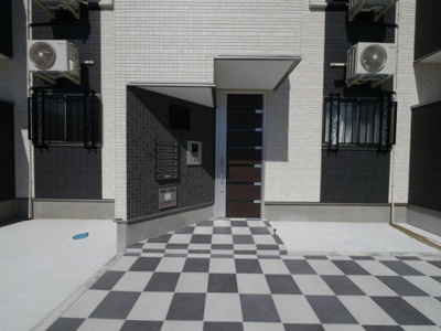 【エントランス】 | カトレア板付