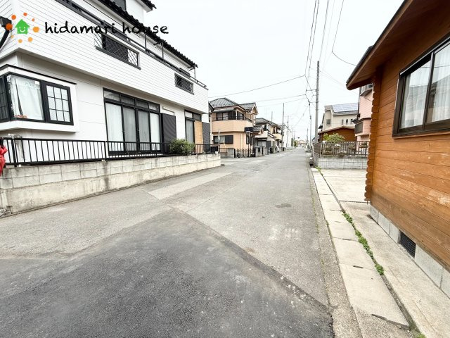 上尾市浅間台4丁目　新築戸建　01の前面道路含む現地写真