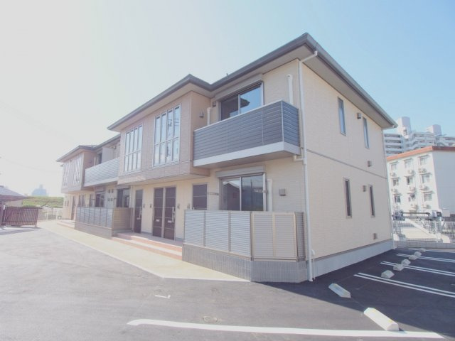 サリアンコート川田の外観