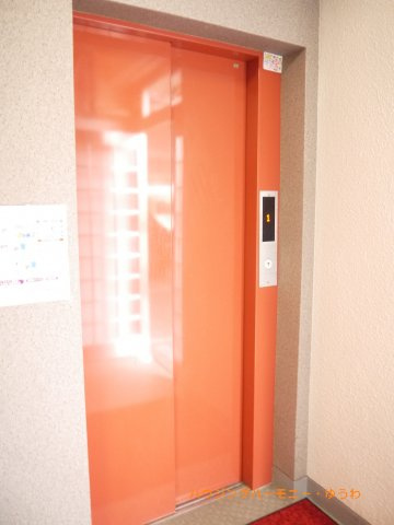 【その他共用部分】 | マンションときわ台 | 勿論エレベーターが備え付けられています。