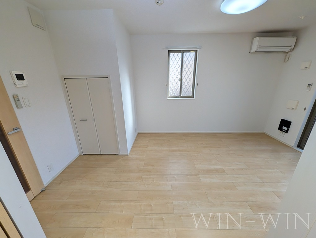 アルモニー28の玄関