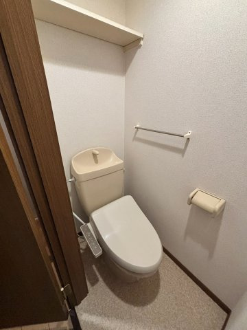 ヴァレ谷上のトイレ