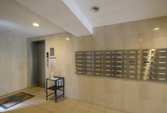 レジディア新御茶ノ水のロビー