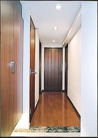 レジディア新御茶ノ水の玄関