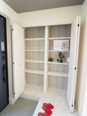 【収納】 | Livele Garden.S　方木田第１６　２号棟 | ★内覧予約で新米4kg★