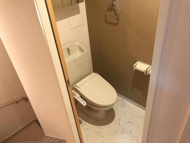 シャワー付トイレ