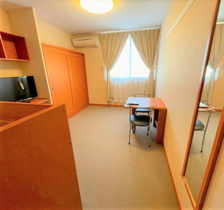 こちらのリビングで趣味の時間をお楽しみください