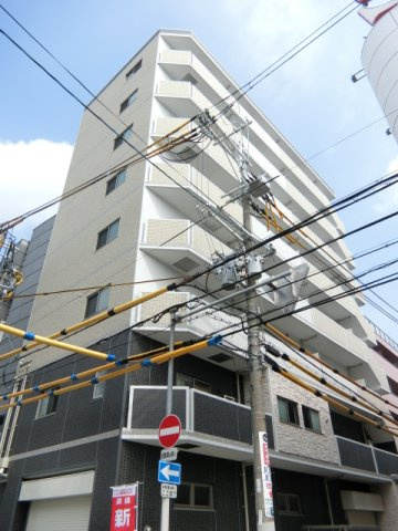 クリントブライアントの外観