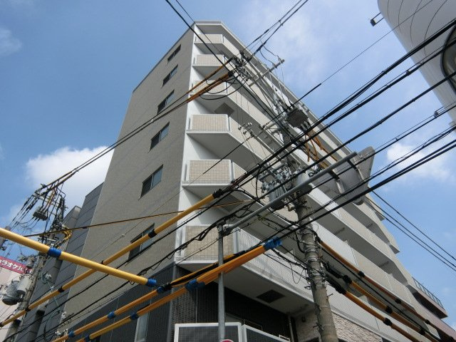 クリントブライアントの外観