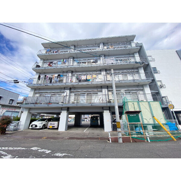 福永コーポの外観