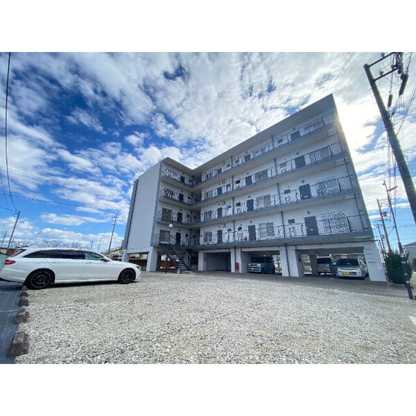 福永コーポの外観