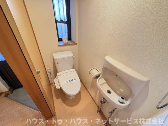 ハウスウイング２号棟のトイレ