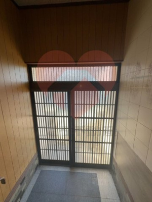 【玄関】 | 富田林市南大伴町2丁目戸建