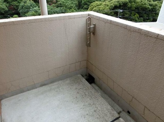 【バルコニー】