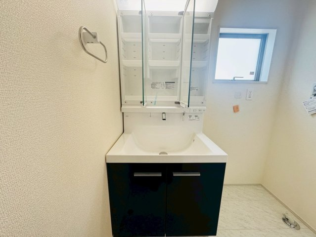 ■■うるま市与那城屋慶名－3号棟（全3棟）の独立洗面台|独立洗面化粧台付き