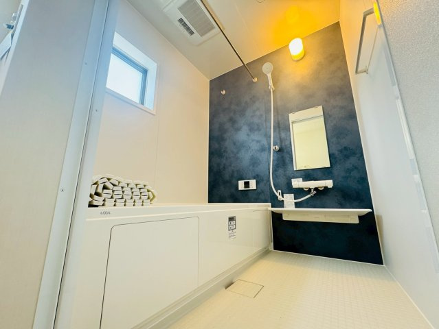 ■■うるま市与那城屋慶名－3号棟（全3棟）の浴室|きれいなお風呂です