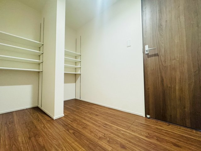 ■■うるま市与那城屋慶名－3号棟（全3棟）の収納|収納スペース豊富です