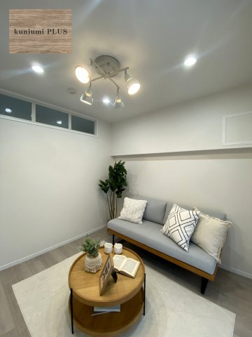 プレシオ野江の洋室