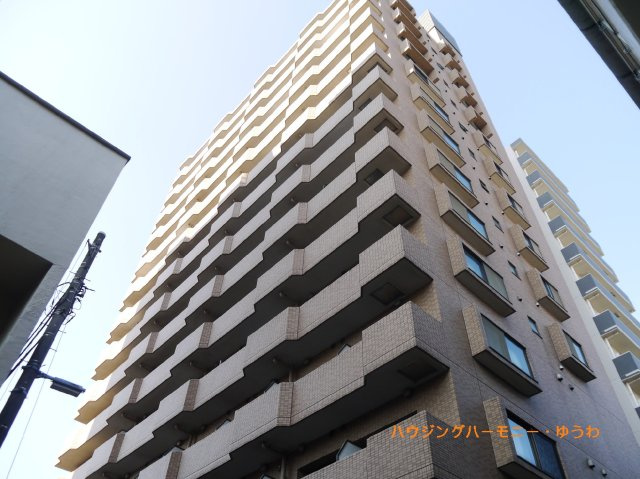 【外観】 | 朝日シティパリオ板橋本町 | 平成築の新耐震基準適合マンション！太陽に愛された邸は、陽当り・通風に優れた魅力的で快適さを追求した邸宅。