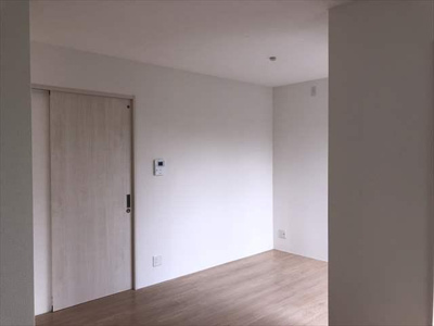 【洋室】 | フィオーレ上直江