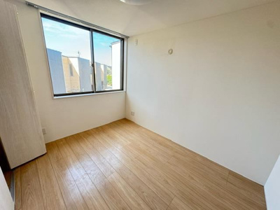 【洋室】 | フィオーレ上直江