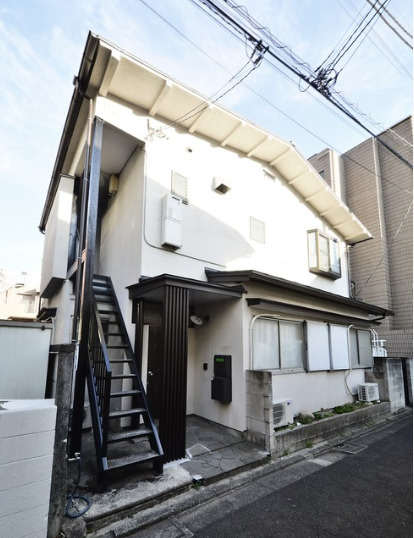 ココベル三軒茶屋　角部屋　南面リビング　宅配BOX　カウンターキッチンの外観