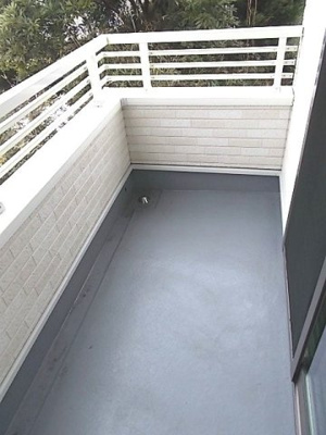 【バルコニー】 | レジデンス来人 | お洗濯にも便利なバルコニー付き