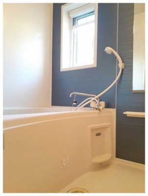 【浴室】 | スクエアハイツＢ | お風呂で日々の疲れを落としましょう