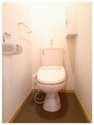 【トイレ】 | スクエアハイツＢ | 落ち着いた色調のトイレです