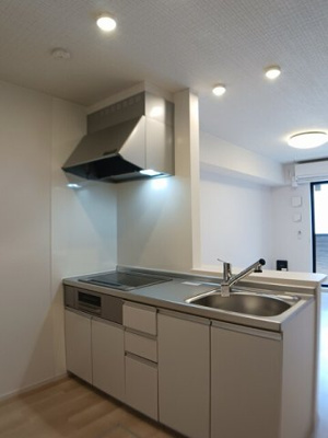 【キッチン】 | プリムラ | コンパクトなキッチンで掃除もラクラク