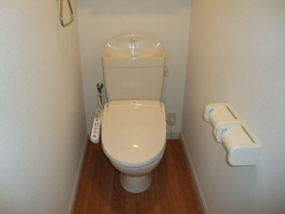 【トイレ】 | プリマヴェーラ | シャワー付トイレ