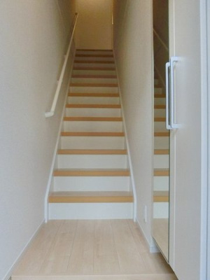 【玄関】 | ジュネス藤・Ⅲ | 落ち着いた玄関です