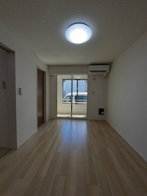 【居間・リビング】 | ニューグランポルテＴＳ | おしゃれなリビングです