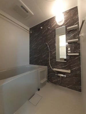 【浴室】 | ニューグランポルテＴＳ | ゆったり過ごせるお風呂です