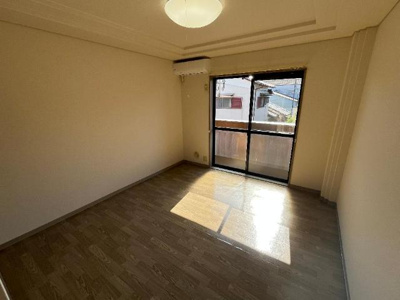 【内装】 | エヴァーグリーン | 洋室