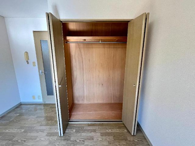 【収納】 | エヴァーグリーン | クローゼット