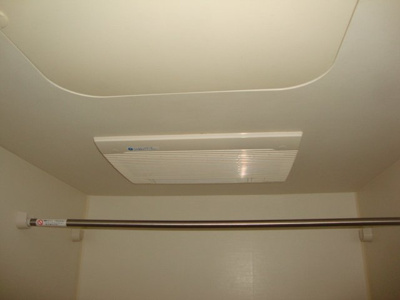 【その他】 | ラ・エトワール | 浴室乾燥機