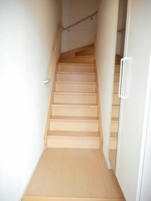 【玄関】 | ヒルズ・セレッソ | シンプルで使いやすい玄関です