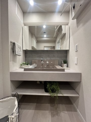 【独立洗面台】