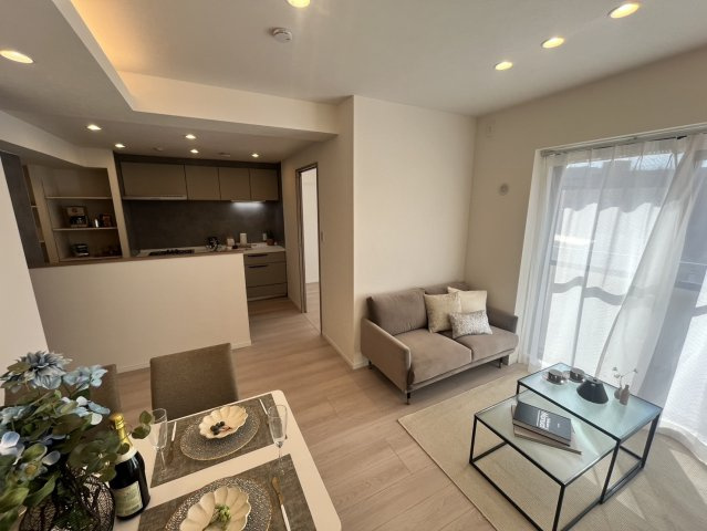 【居間・リビング】